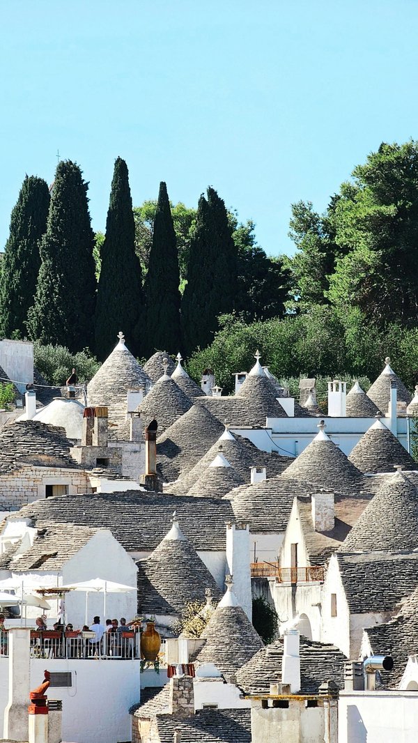 Scopri i trulli in puglia: un viaggio tra storia e bellezza